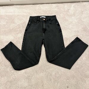 ZARA High Rise Relaxed Slim Straight Leg Black Denim Jeans